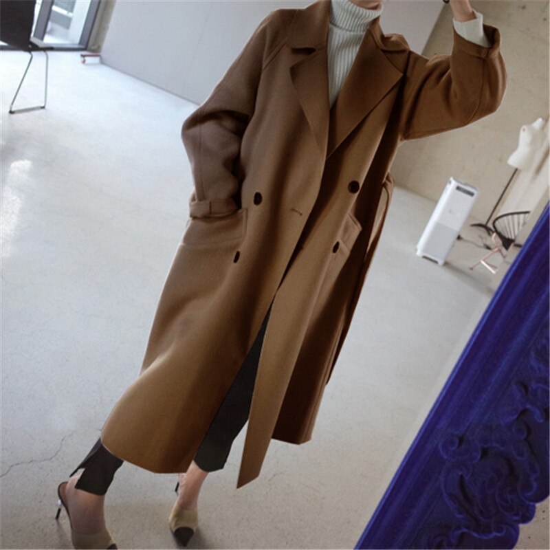 Laura - The Classic Elegance Overcoat