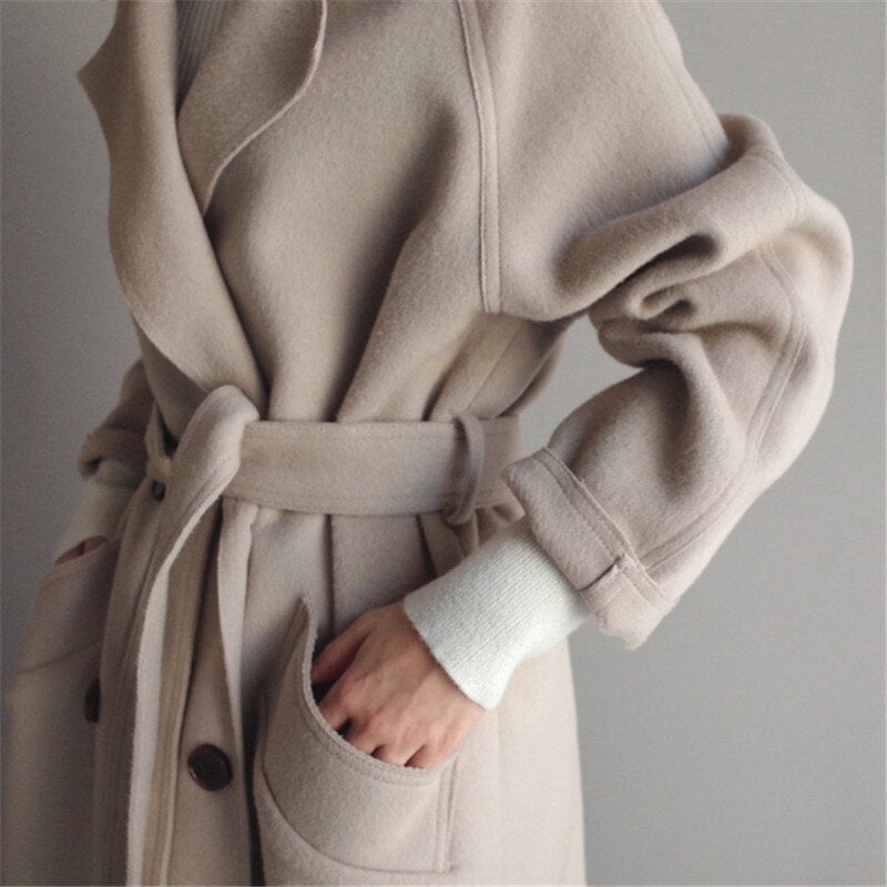 Laura - The Classic Elegance Overcoat