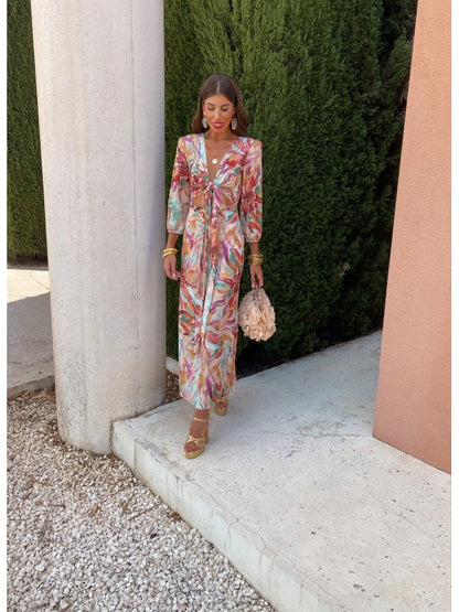 Danika | Robe élégante avec découpe